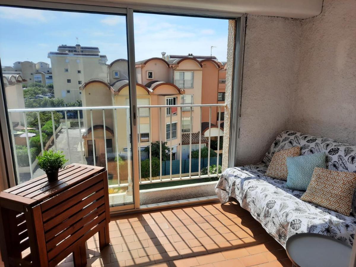 Апартаменты Sur Le Port, Studio Avec Vue Sur La Marina Груиссан Экстерьер фото